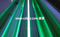 背漆機UV固化結(jié)構(gòu).jpg 背漆機UV固化結(jié)構(gòu).jpg