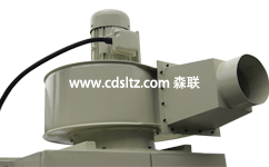 背漆機頂部風機.jpg 背漆機頂部風機.jpg