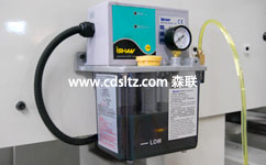 電腦控制全自動軌道潤滑器.jpg 電腦控制全自動軌道潤滑器.jpg