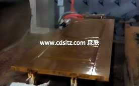 精裝實(shí)木門PU色底自動(dòng)噴漆.jpg 精裝實(shí)木門PU色底自動(dòng)噴漆.jpg