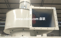 木線條噴涂機廢氣排放風機.jpg 木線條噴涂機廢氣排放風機.jpg
