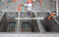 木線條噴涂機油漆收集槽.jpg 木線條噴涂機油漆收集槽.jpg