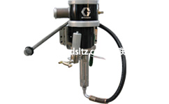 木線條噴涂機柱塞式泵浦.jpg 木線條噴涂機柱塞式泵浦.jpg